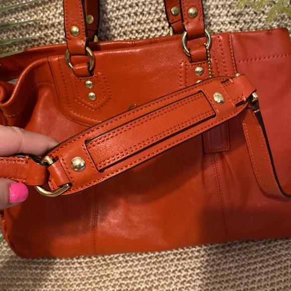 Gorgeous 2 pc matching coach bag and wallet set 😍😍😍 - Picture 10 of 17